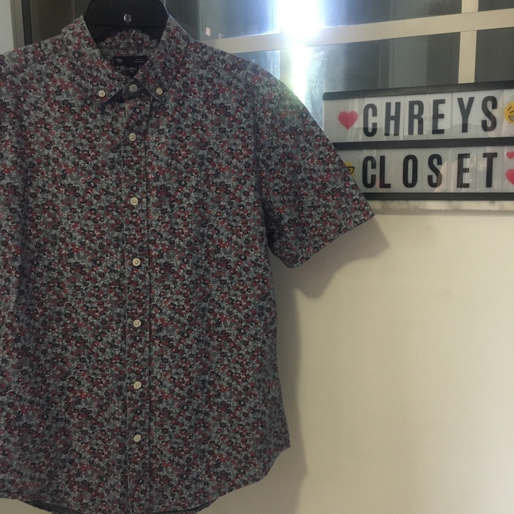 Men’s GAP floral MED slim fit button down shirt